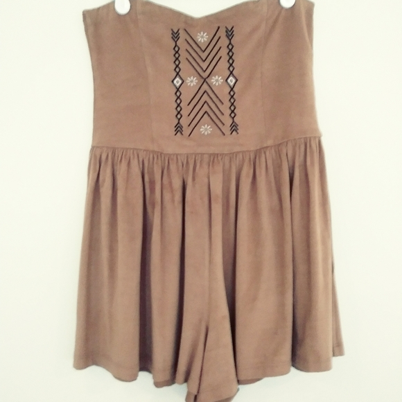 Suede romper - Picture 3 of 6